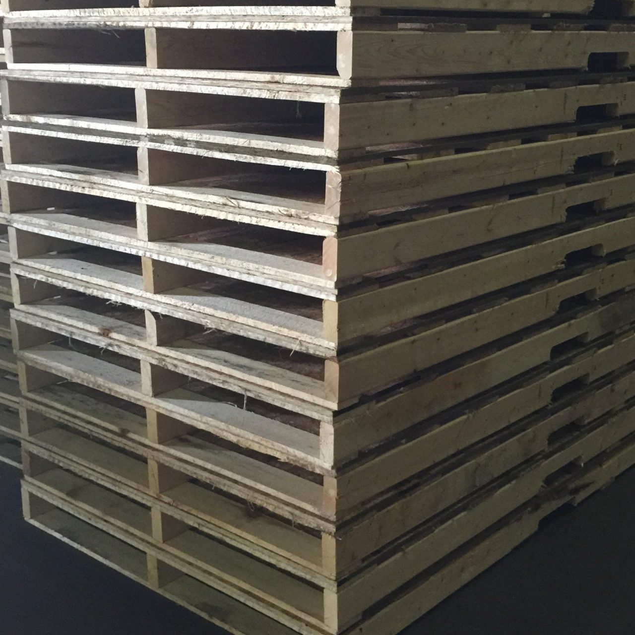 Shipping Pallets and Skids Pallets Unlimited MN